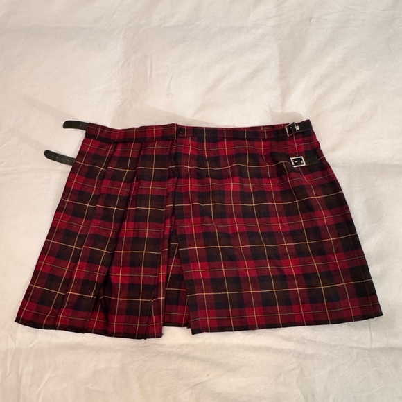Topshop Plaid Red and Black Pleated Skirt - Picture 5 of 7